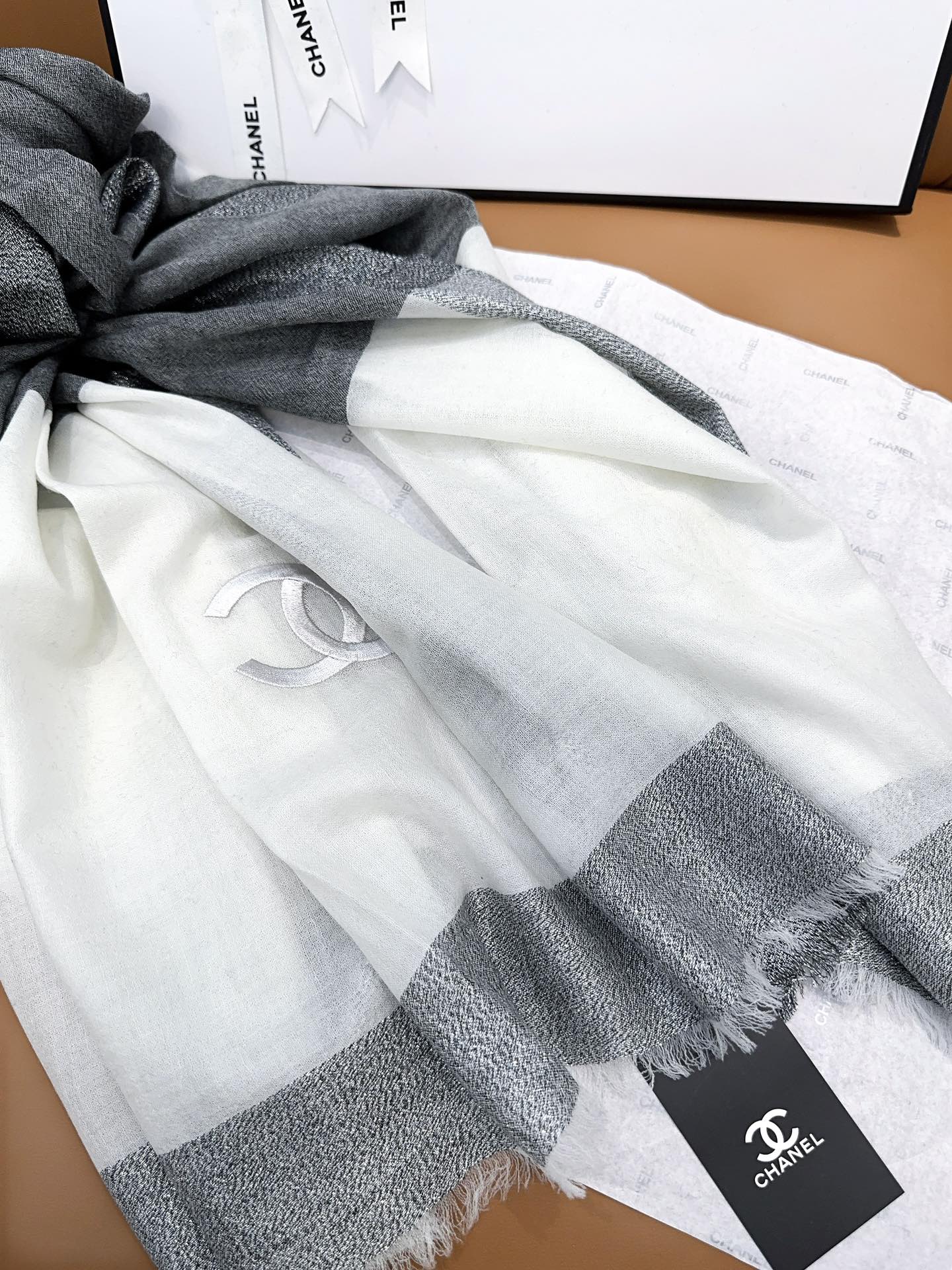 SCARF 200 CM IN SHADOW GRAY MIX WHITE CASHMERE 402262