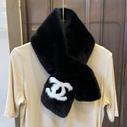 SCARF IN BLACK RABBIT FUR WITH WHITE LOGO 397438