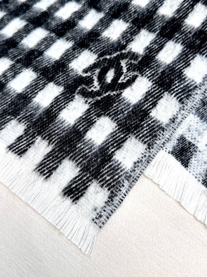 SCARF 190 CM IN BLACK MIX WHITE CARO CASHMERE AND WOOL 390944